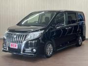 エスクァイア…