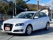 アウディーＡ３