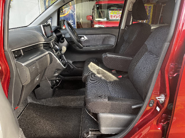 ムーヴカスタム