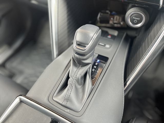 ハリアーハイブリッド