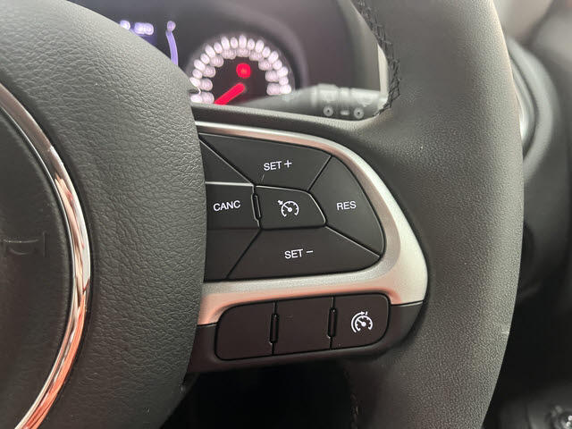 ジープレネゲード