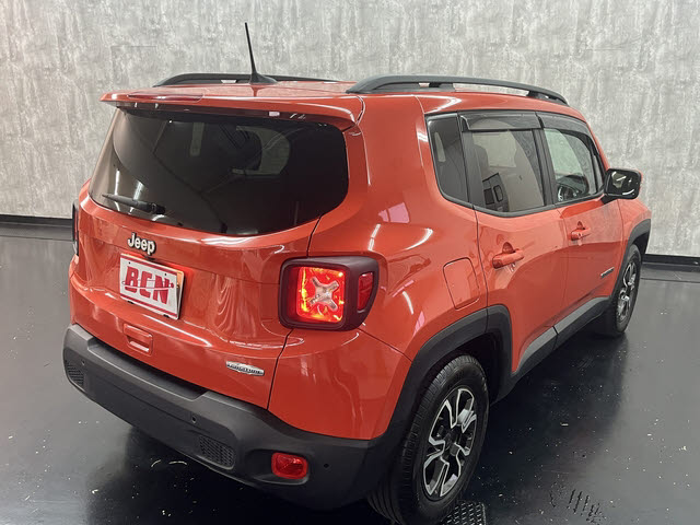 ジープレネゲード