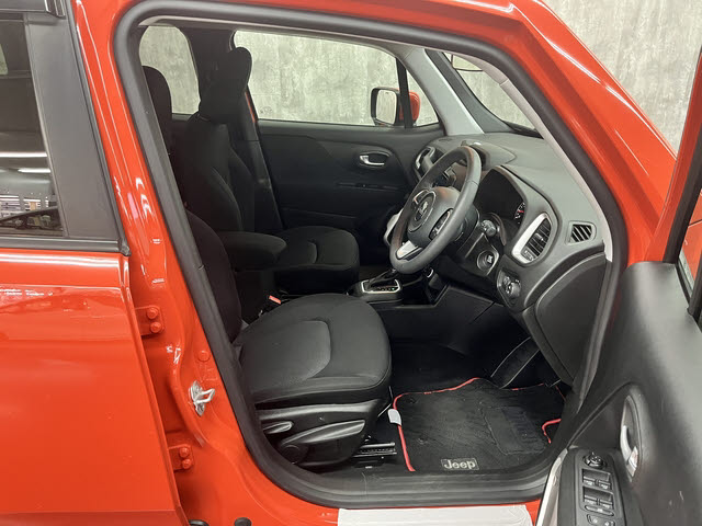 ジープレネゲード