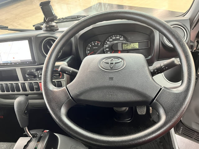 ダイナトラック