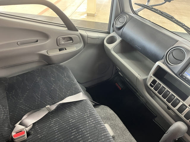 ダイナトラック