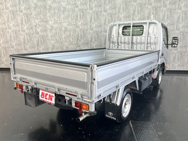 ダイナトラック