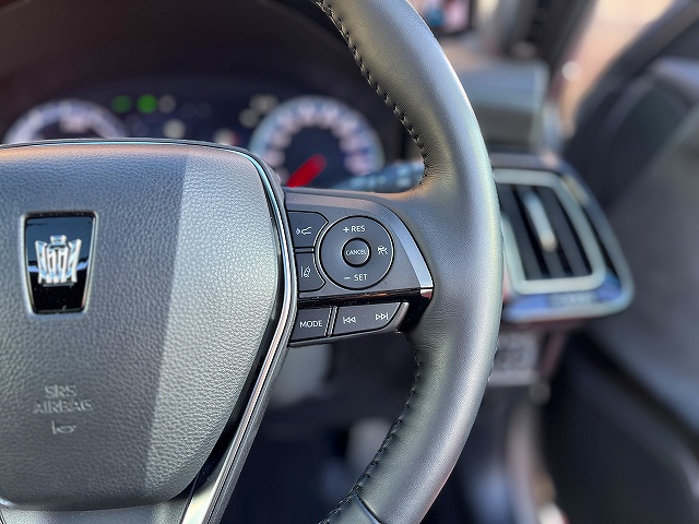 クラウンハイブリッド