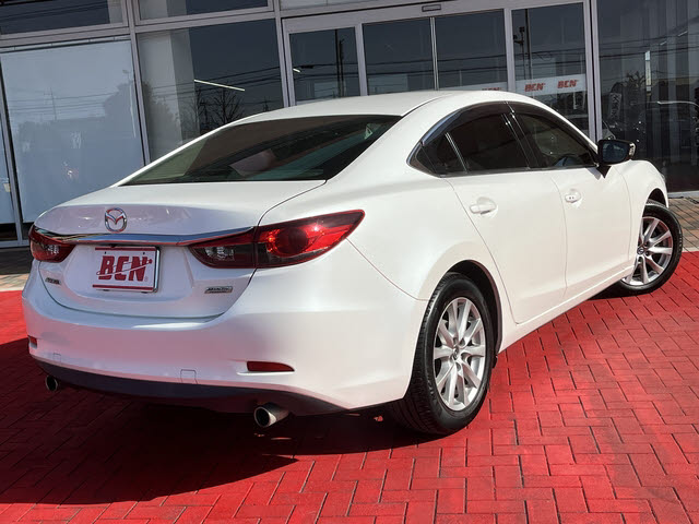 アテンザセダン