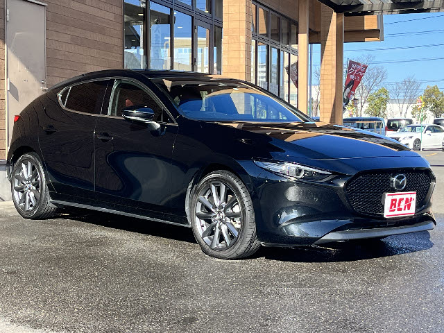 MAZDA3