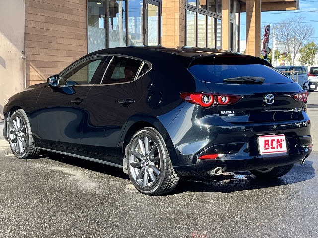 MAZDA3