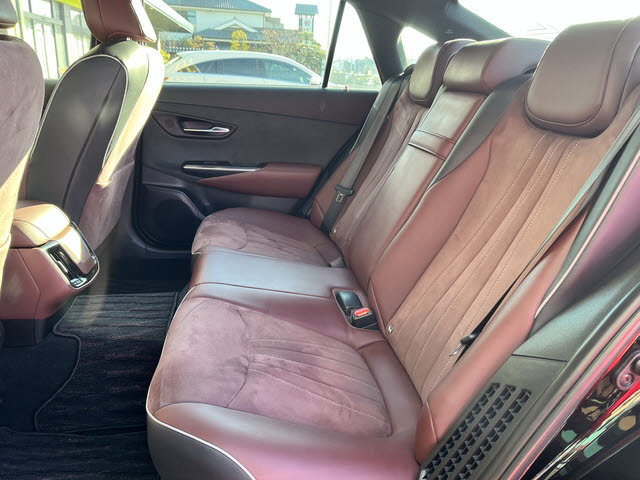 クラウンハイブリッド