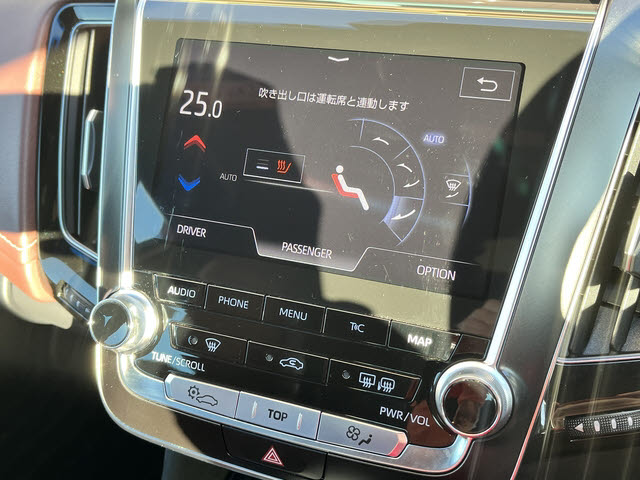 クラウンハイブリッド