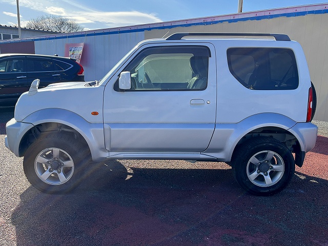 ジムニーシエラ