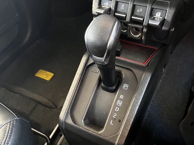 ジムニーシエラ