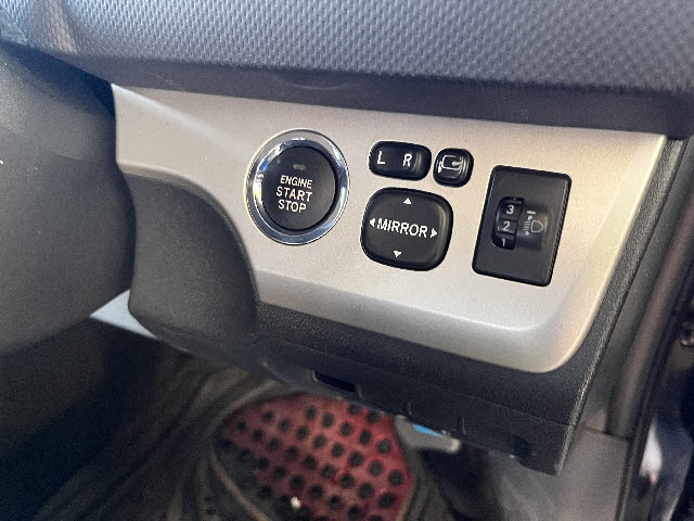 カローラルミオン