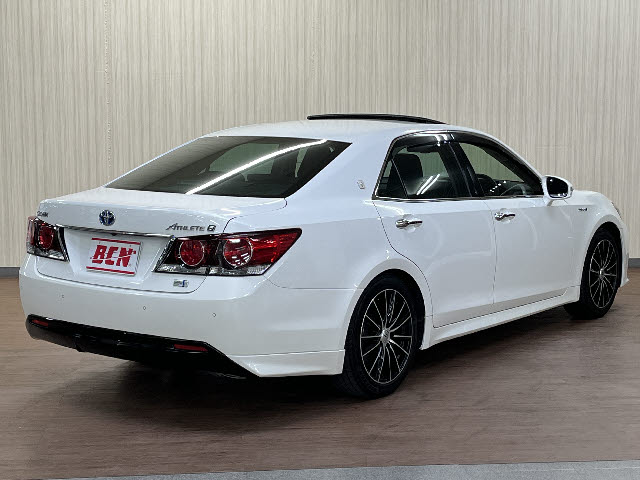 クラウンハイブリッド