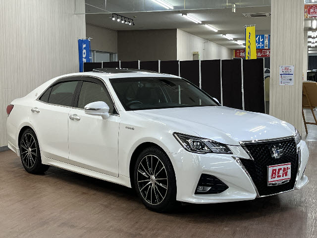 クラウンハイブリッド