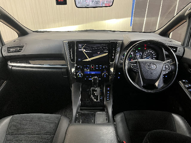 アルファードハイブリッド