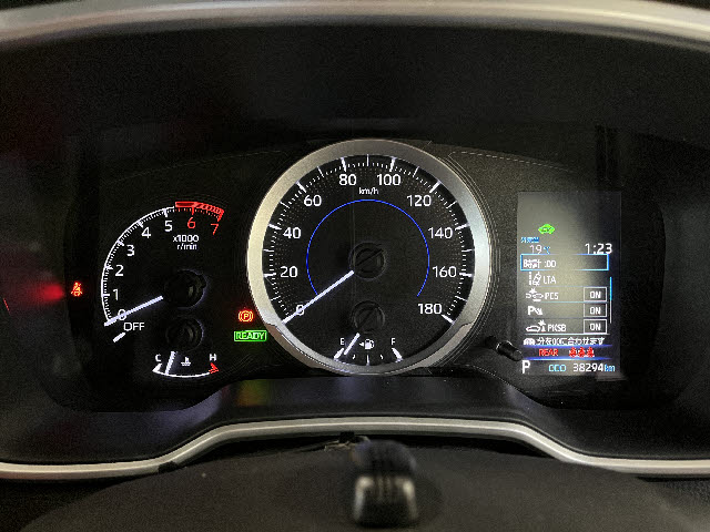 カローラスポーツ