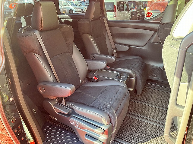 アルファードHV