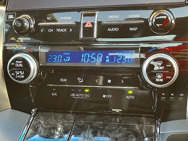 アルファードHV