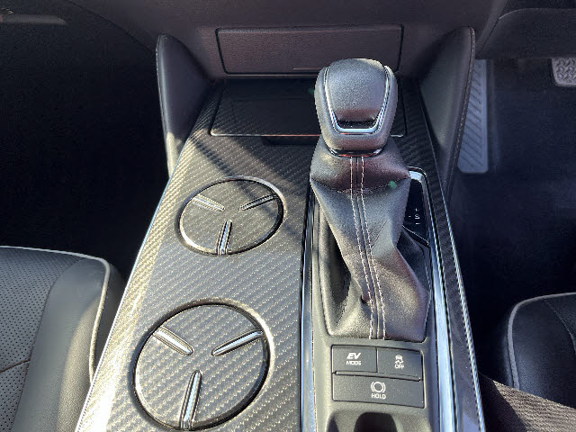 クラウンハイブリッド