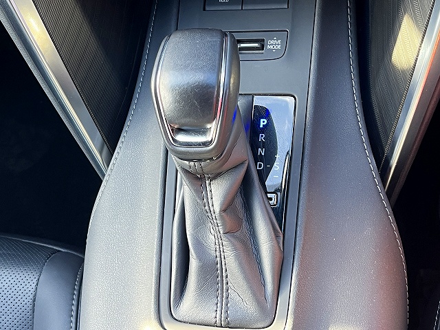 ハリアーハイブリッド