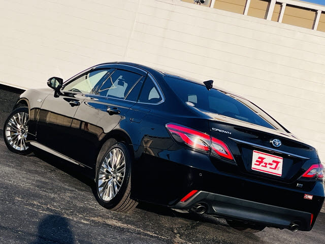 クラウンハイブリッド