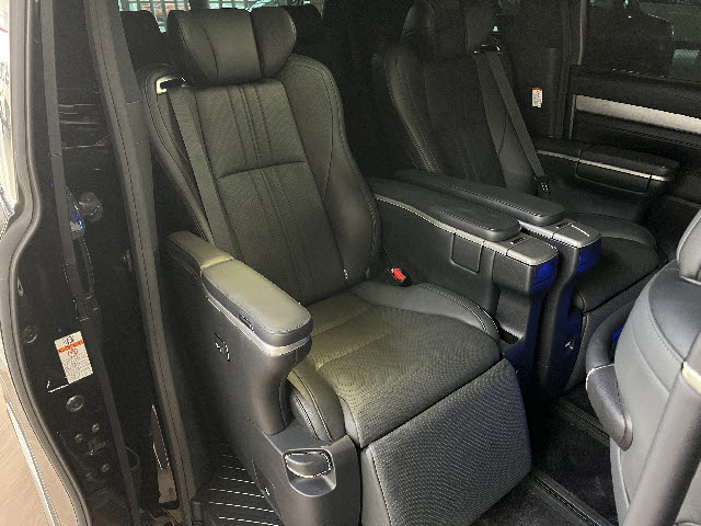 ヴェルファイア