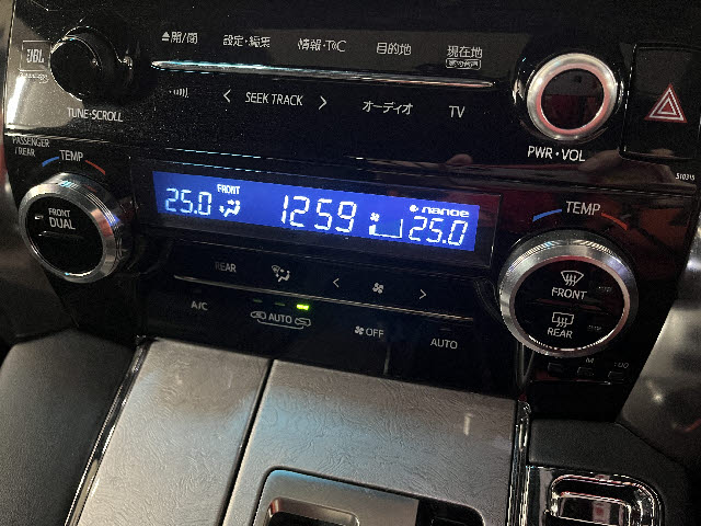 ヴェルファイア