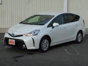 プリウスα…