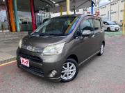 ムーヴカスタム…